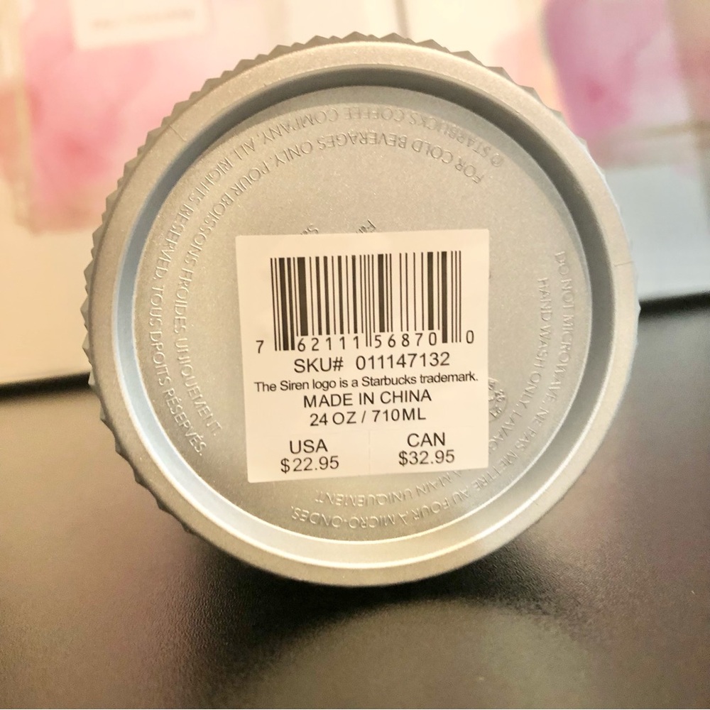 Limited Edition Studded Starbucks 24 oz Venti Cold Navy Ombré Gradient Tumbler - Picture 5 of 12